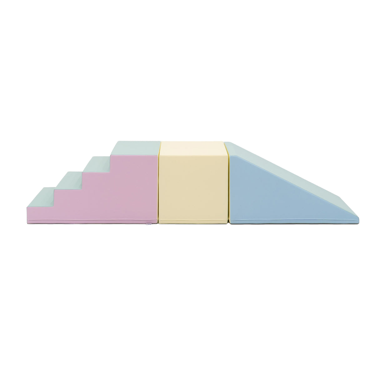 Gym Play Noah CornerXL i pastel mix samlet som en lige skumbane med trappe og rampe.